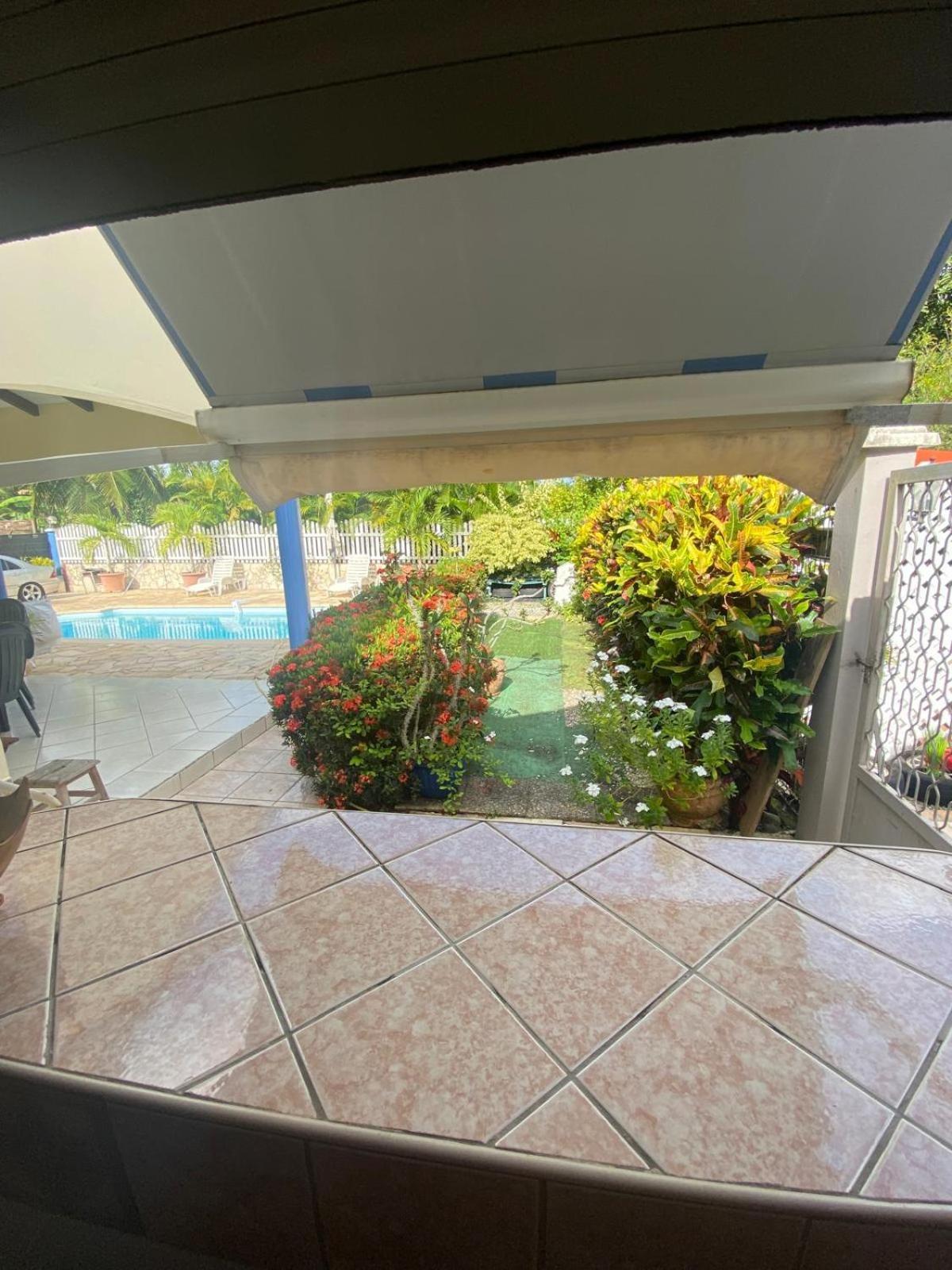 La suite odile Le Lamentin Exterior foto